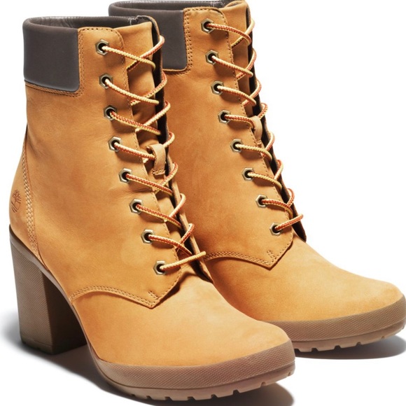 Timberland WOMEN’S CAMDALE CHUNKY HEEL BOOTS - Picture 1 of 8